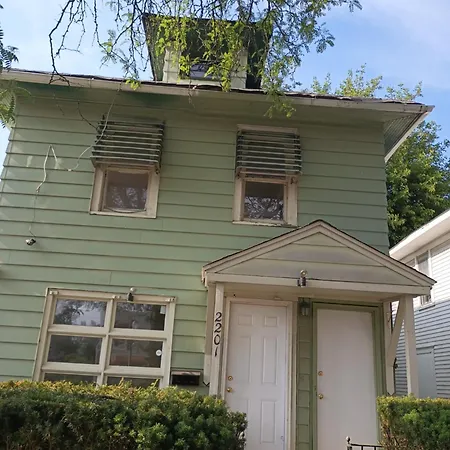 Magnolia Apt 2